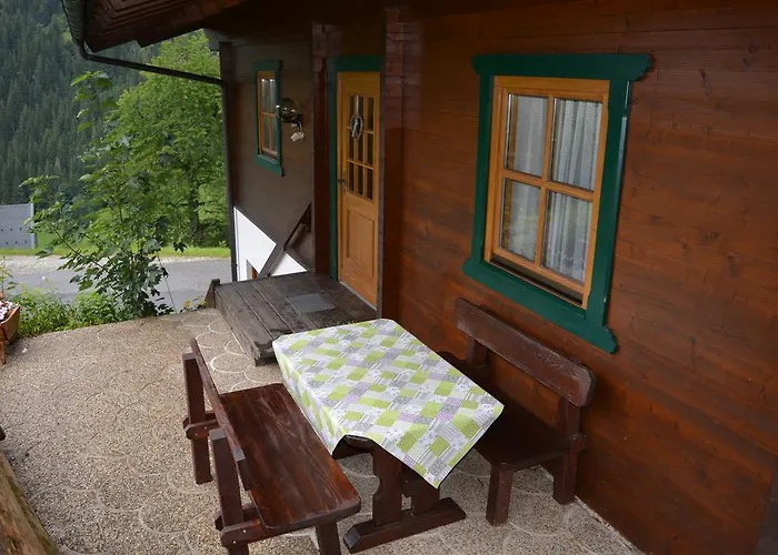 Lehengut アパート